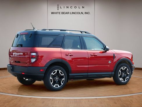 Used 2024 Ford Bronco Sport Outer Banks AWD/4WD image 5
