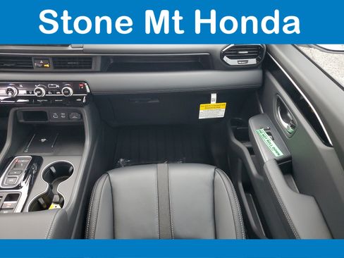 New 2025 Honda Pilot Touring image 19