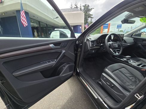 Used 2022 Audi Q5 2.0T Premium Plus w/ Premium Plus Package AWD/4WD image 20