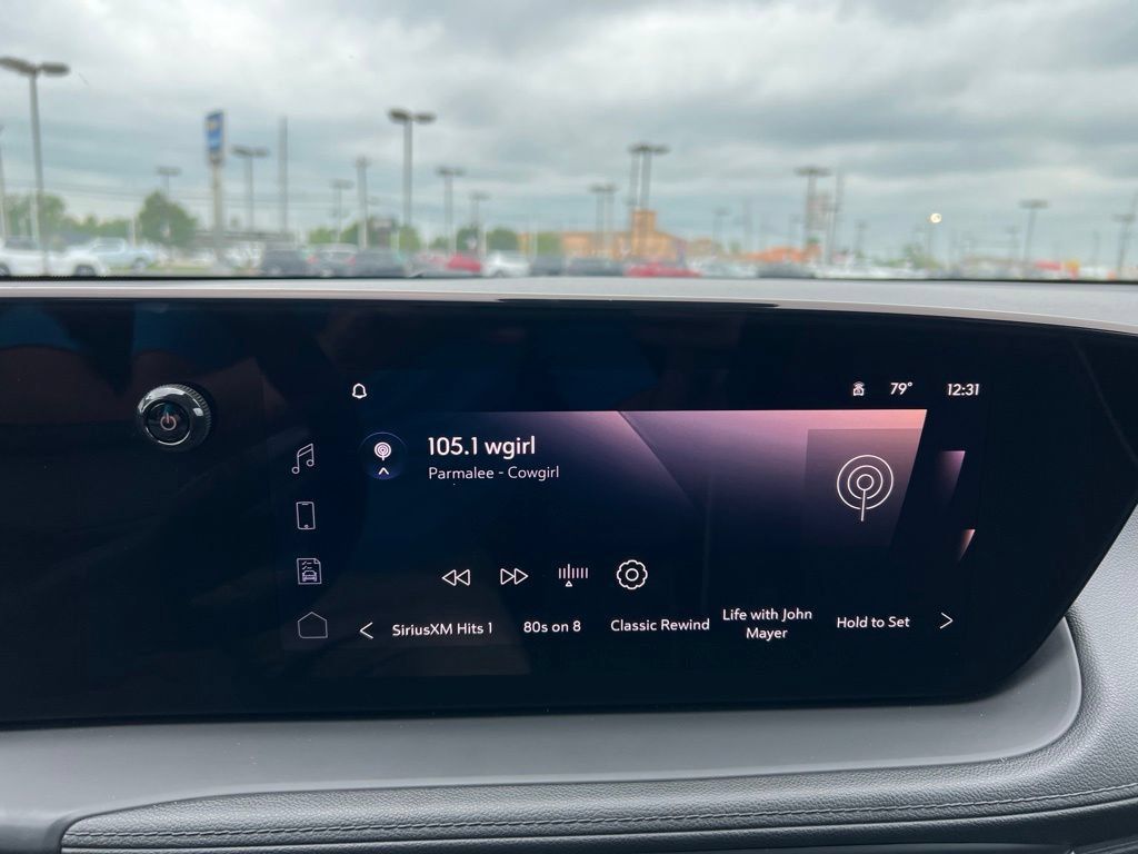 Used 2026 Buick Encore GX Avenir w/ Avenir Technology Package AWD/4WD image 18