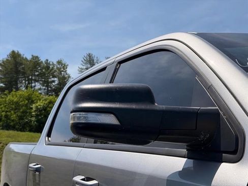 Used 2022 RAM 1500 Big Horn AWD/4WD image 18