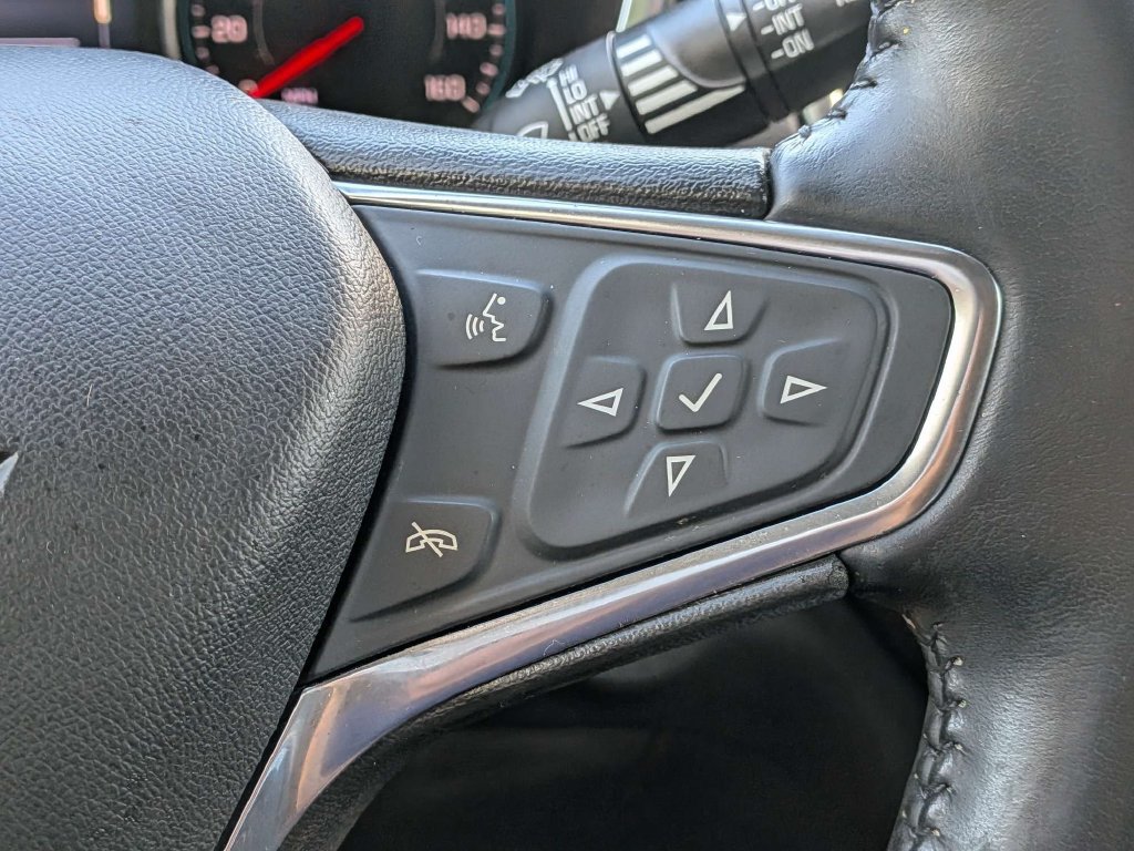 Used 2021 Chevrolet Equinox LT FWD image 27