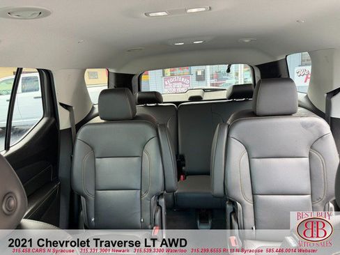 Used 2021 Chevrolet Traverse LT w/ LT Premium Package AWD/4WD image 13