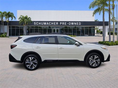 Used 2021 Subaru Outback Limited image 8