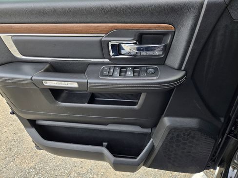 Used 2014 RAM 1500 Laramie w/ Convenience Group image 24