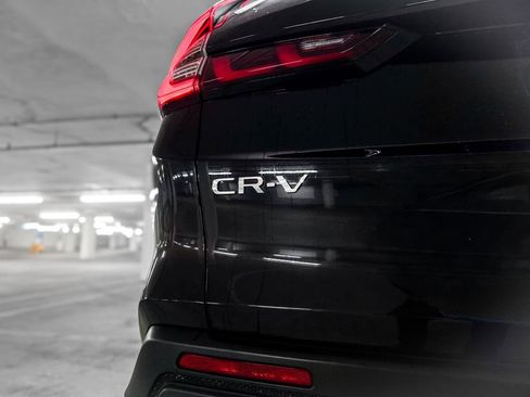 Used 2023 Honda CR-V LX image 9