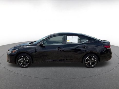 Used 2025 Nissan Sentra SV FWD image 7