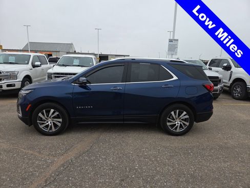 Used 2022 Chevrolet Equinox Premier AWD/4WD image 2