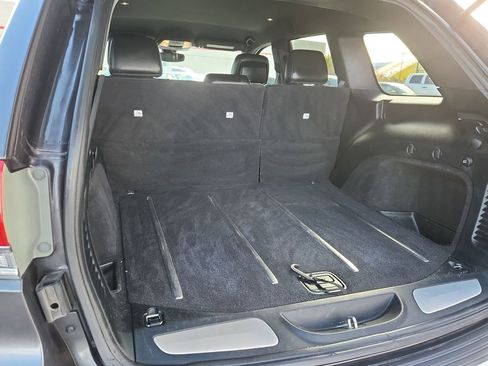 Used 2017 Jeep Grand Cherokee Limited image 12