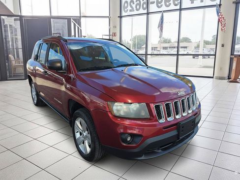 Used 2016 Jeep Compass Sport image 1