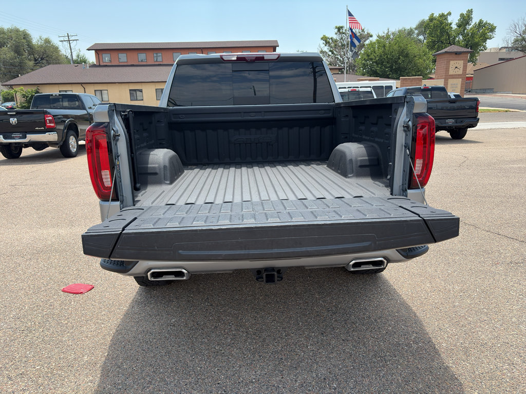 Used 2023 GMC Sierra 1500 AT4 w/ Technology Package AWD/4WD image 33