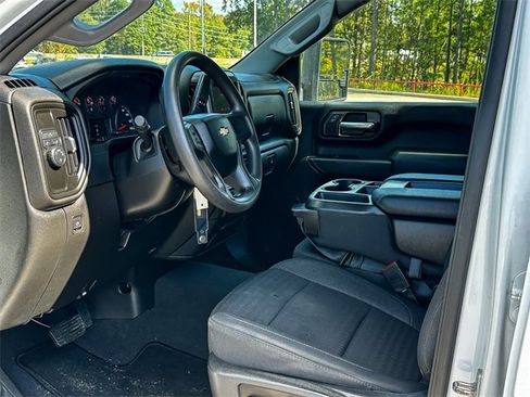 Used 2022 Chevrolet Silverado 2500 Custom w/ Custom Convenience Package image 14