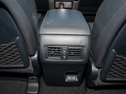 Used 2024 Toyota 4Runner Limited AWD/4WD image 18