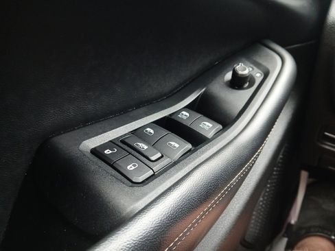 Certified 2023 Jeep Grand Cherokee Limited image 48