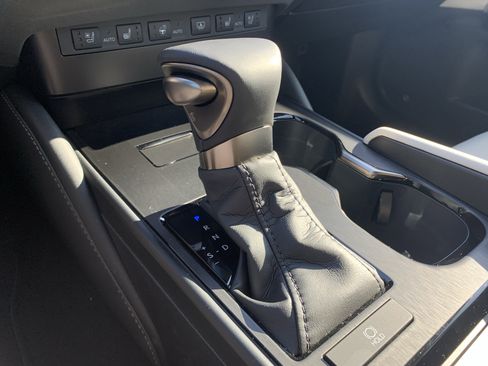 Used 2025 Lexus ES 350 Ultra Luxury image 26