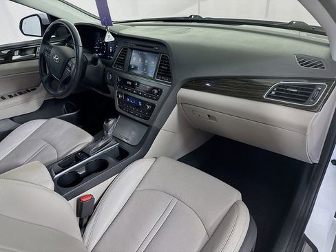 Used 2017 Hyundai Sonata Limited w/ Tech Package 03 image 35