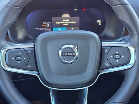 Certified 2023 Volvo C40 P8 Recharge Ultimate image 24