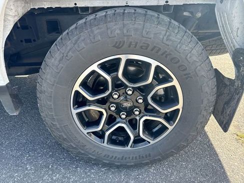 Used 2022 Ford F150 XLT w/ Equipment Group 302A High image 10