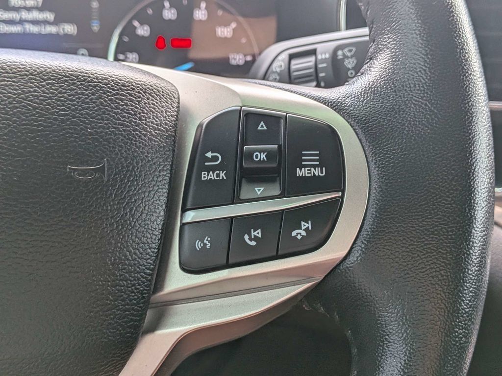 Used 2024 Ford Explorer Limited RWD image 35