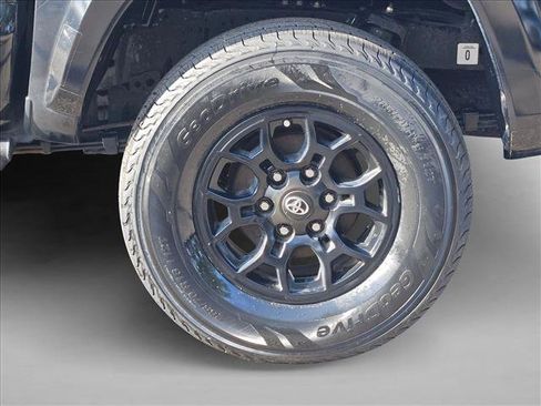 Used 2021 Toyota Tacoma SR5 image 22