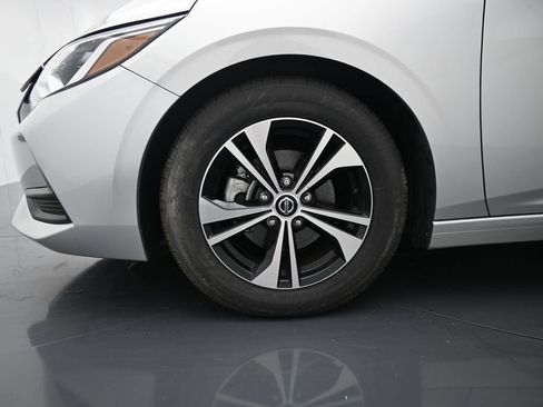 Used 2021 Nissan Sentra SV FWD image 17
