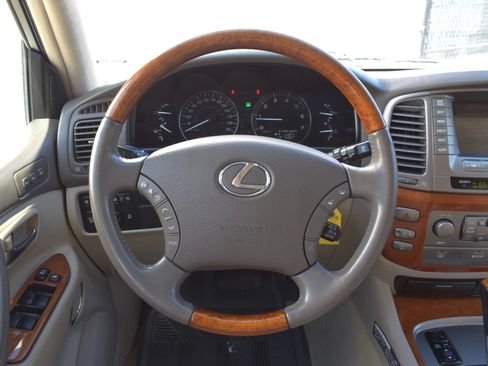 Used 2007 Lexus LX 470 4WD image 50