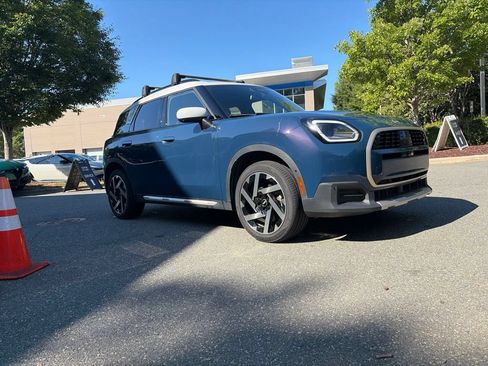 Used 2025 MINI Cooper Countryman S AWD/4WD image 2
