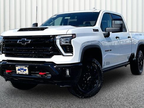 New 2026 Chevrolet Silverado 2500 LTZ w/ LTZ Plus Package AWD/4WD image 12