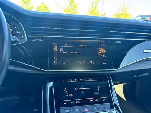 Used 2020 Audi Q7 3.0T Premium w/ Convenience Package AWD/4WD image 12