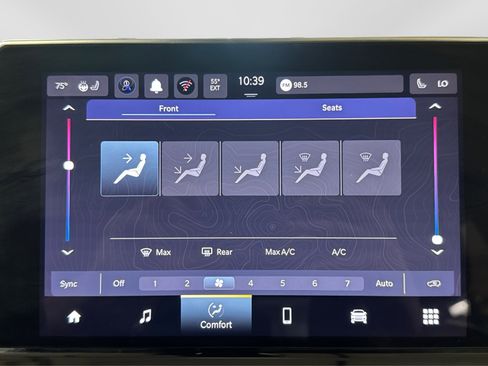 Used 2025 Jeep Compass Limited image 31