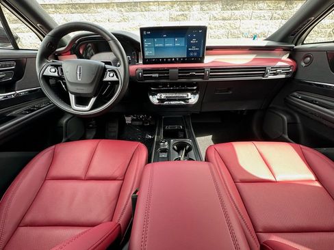 New 2026 Lincoln Corsair Reserve AWD/4WD image 21
