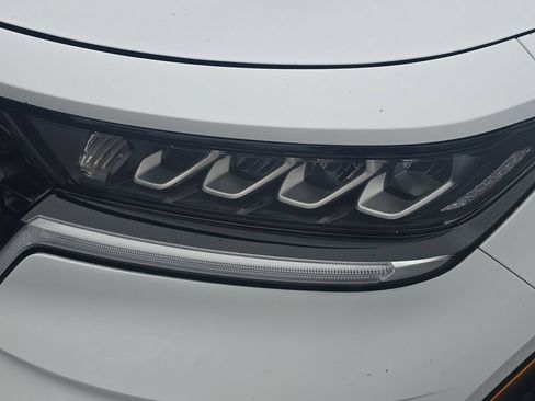 Used 2022 Kia Sorento S FWD image 9