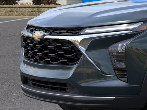 New 2026 Chevrolet Trax LT w/ Driver Confidence Package FWD image 13