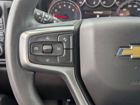 Used 2022 Chevrolet Silverado 2500 Custom w/ Custom Value Package AWD/4WD image 19