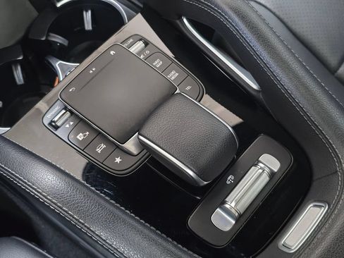 Used 2022 Mercedes-Benz GLS 450 4MATIC image 19