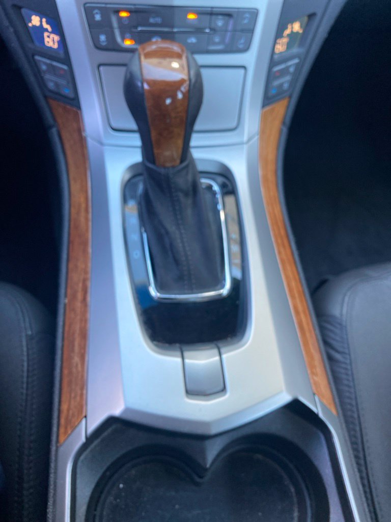 Used 2010 Cadillac CTS Premium RWD image 16