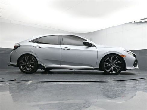 Used 2018 Honda Civic Sport image 31