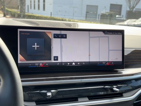 Certified 2024 BMW X5 xDrive40i w/ Premium Package image 24