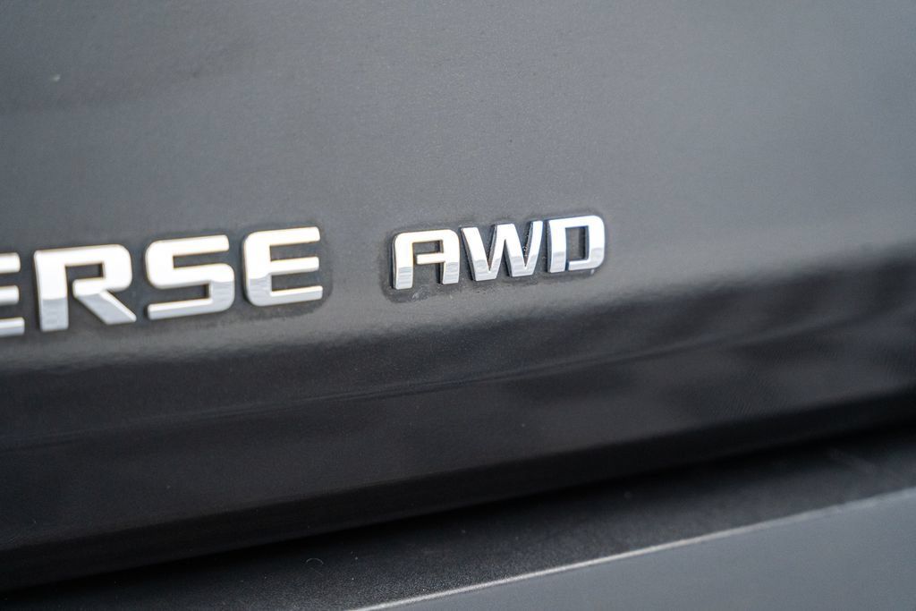 Used 2018 Chevrolet Traverse LT AWD/4WD image 10