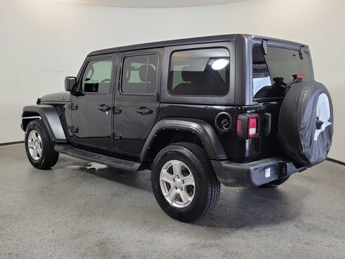 Used 2021 Jeep Wrangler Unlimited Sport AWD/4WD image 5