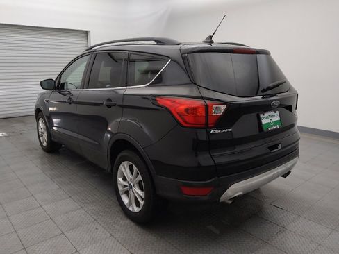 Used 2019 Ford Escape SEL image 5