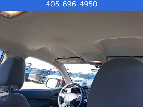 Used 2018 Chevrolet Colorado W/T image 14