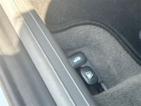 Used 2024 Hyundai Elantra SEL w/ Convenience Package image 24