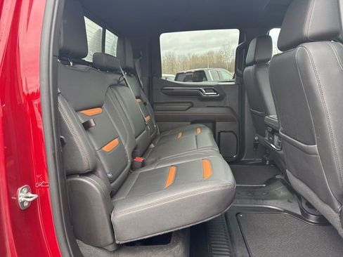 Used 2022 GMC Sierra 1500 AT4 w/ AT4 Premium Package AWD/4WD image 16