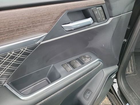 New 2026 GMC Acadia Denali w/ Super Cruise Package image 21