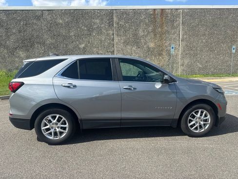 Used 2024 Chevrolet Equinox LT FWD image 8