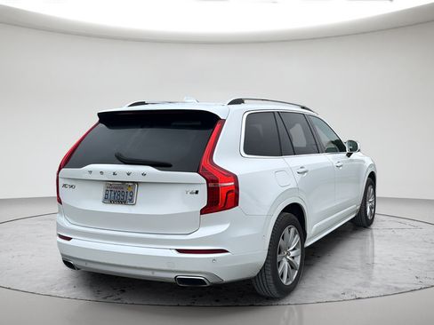 Used 2019 Volvo XC90 T6 Momentum w/ Advanced Package AWD/4WD image 7