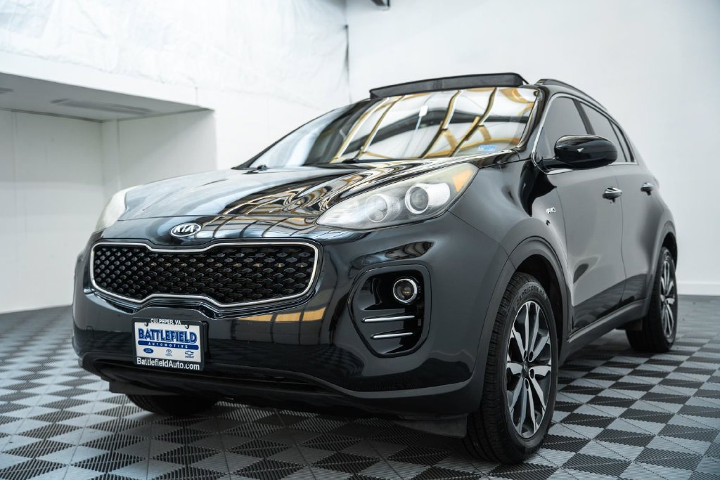 Used 2018 Kia Sportage EX w/ EX Premium Package AWD/4WD image 3