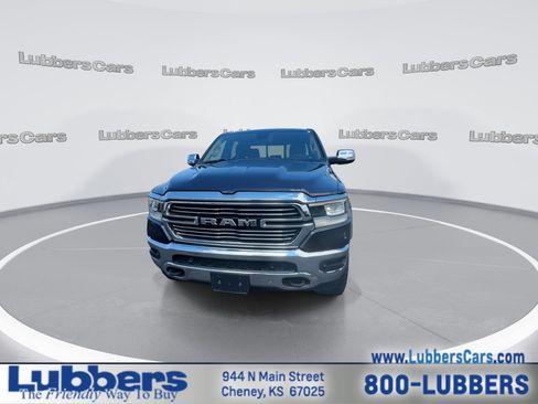 Used 2019 RAM 1500 Laramie AWD/4WD image 3