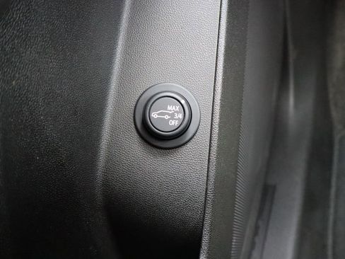 Used 2024 Chevrolet Equinox RS FWD image 27
